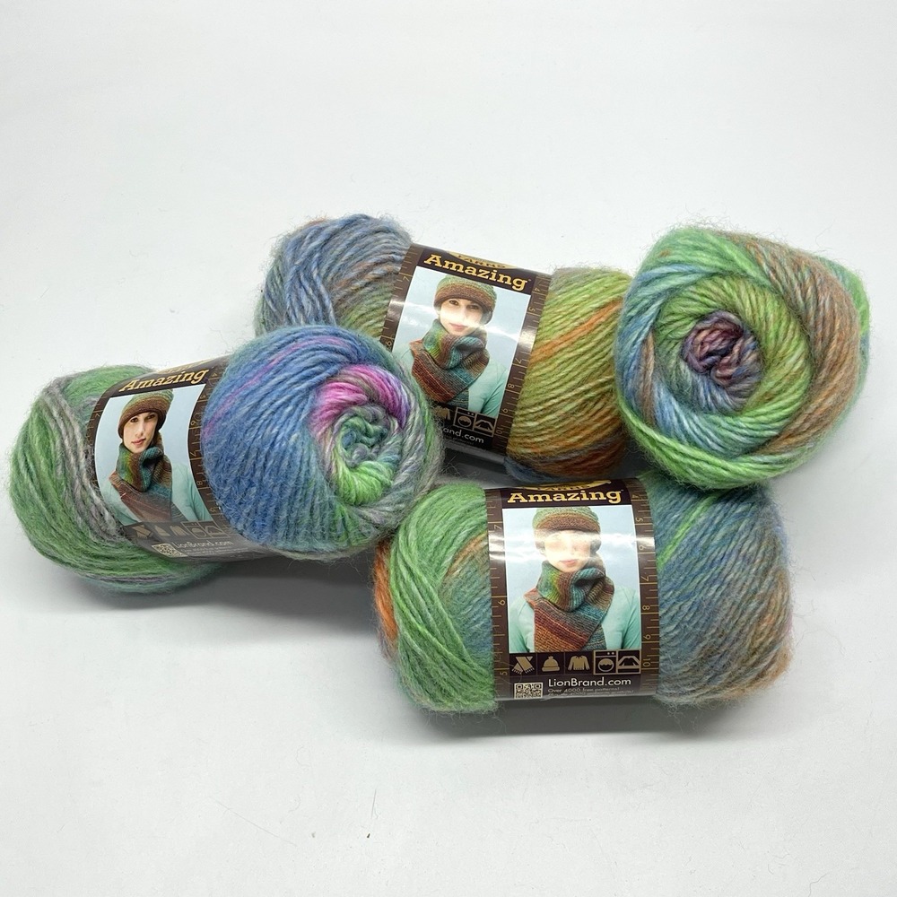 Lion Brand Yarns Amazing Lot 4 Skeins Wool Blend #220 Carnival 4 Medium Italy